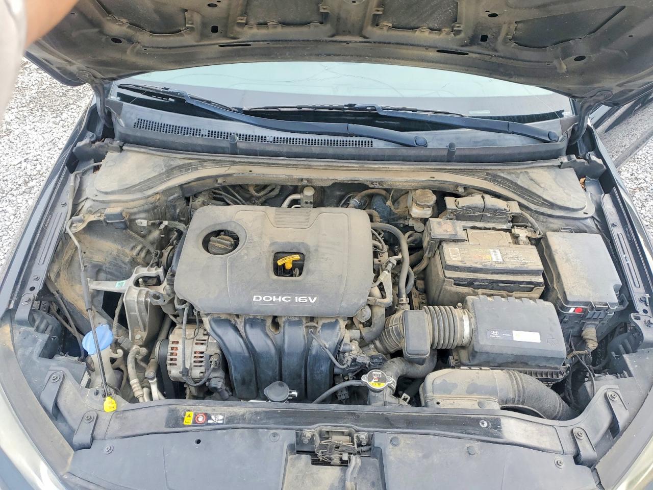 2017 HYUNDAI ELANTRA SE photo 11
