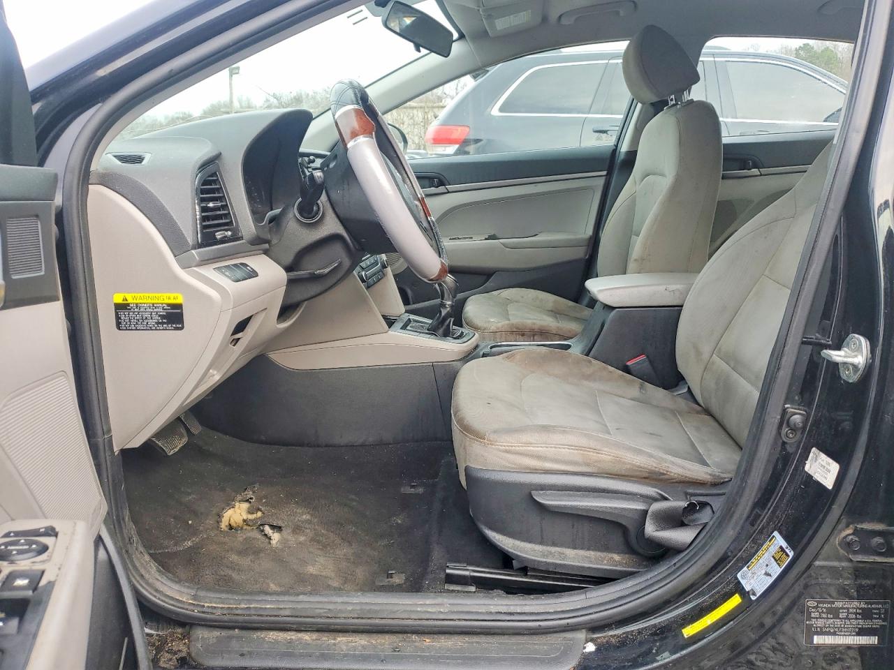 2017 HYUNDAI ELANTRA SE photo 7