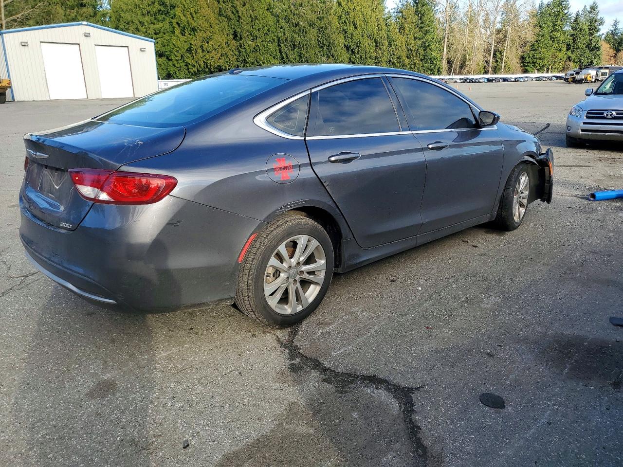 2015 CHRYSLER 200 LIMITED photo 3