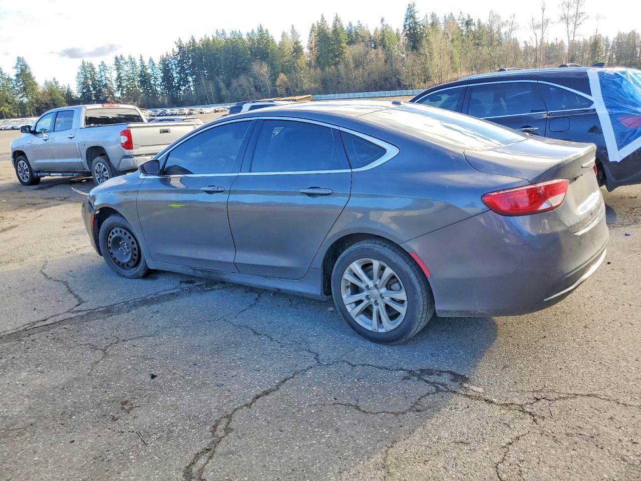 2015 CHRYSLER 200 LIMITED photo 2