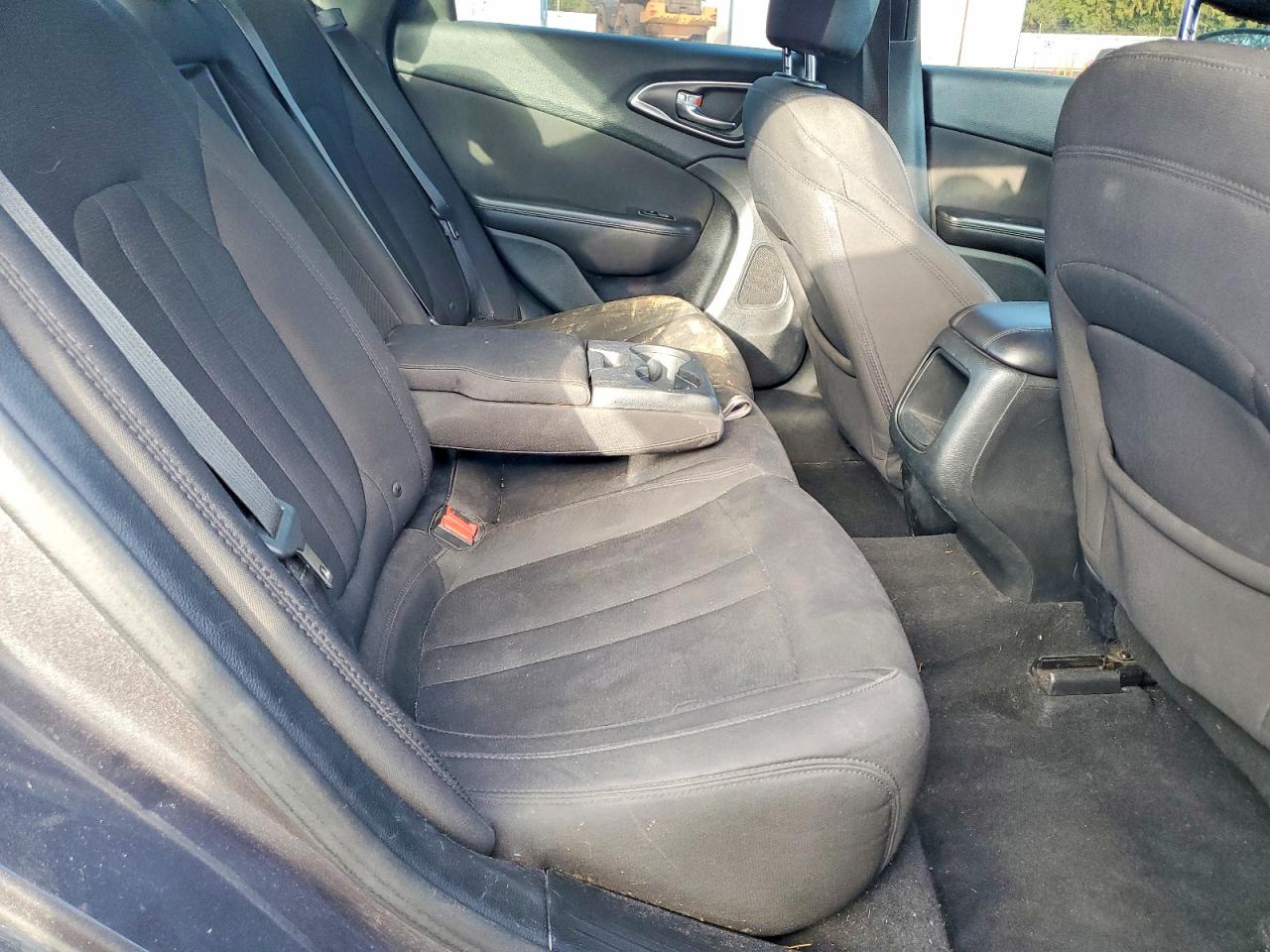 2015 CHRYSLER 200 LIMITED photo 10