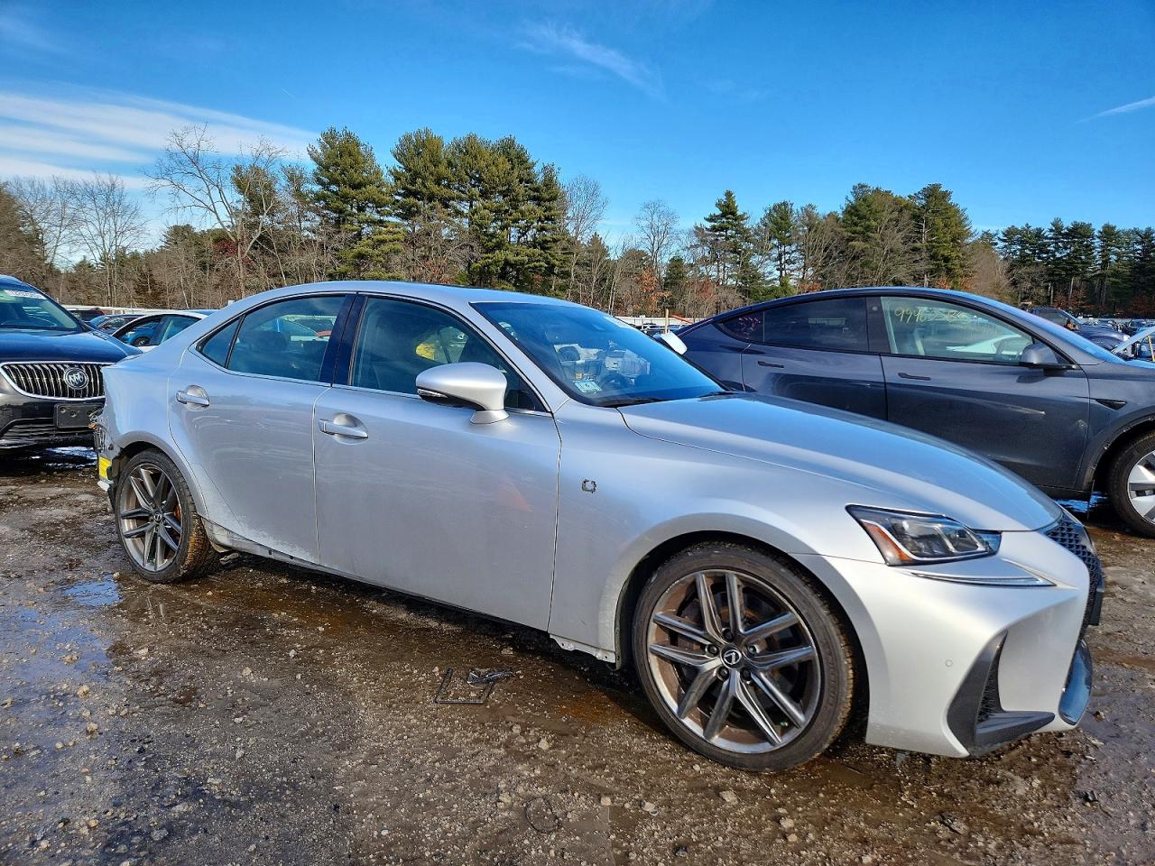 2019 LEXUS IS 350 photo 4