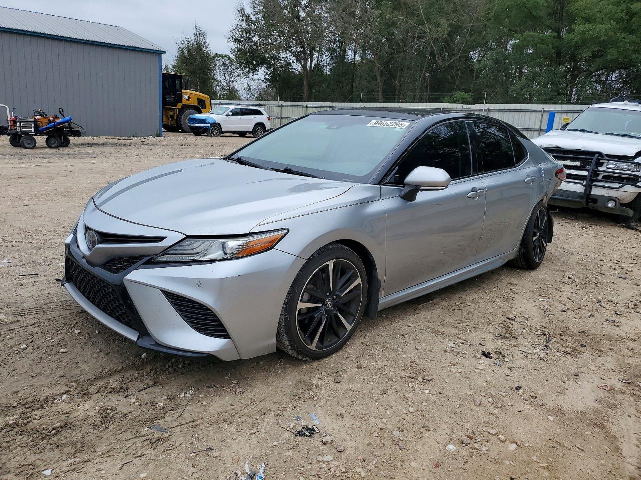 2018 TOYOTA CAMRY