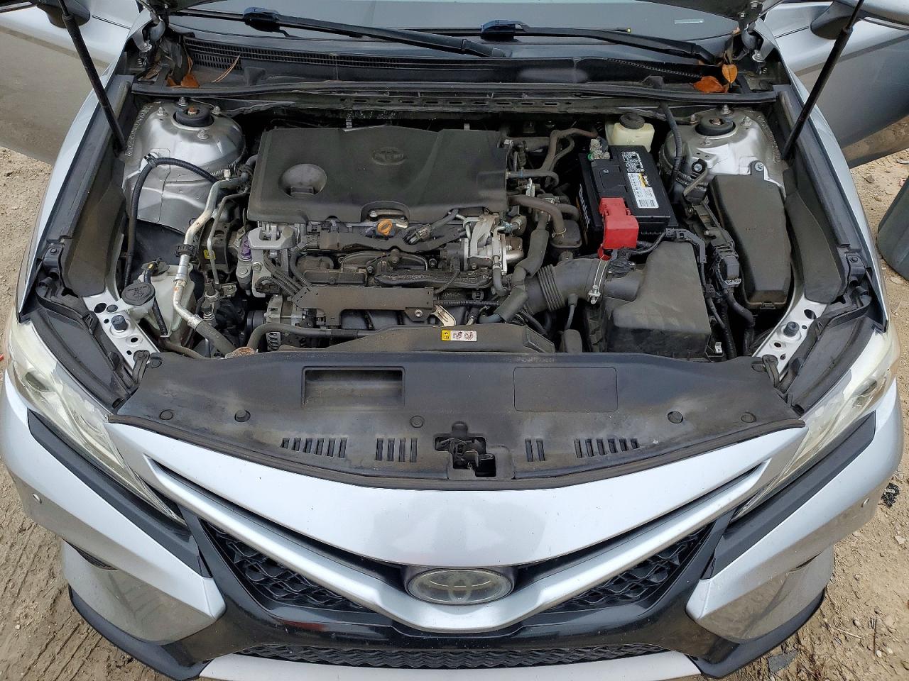 2018 TOYOTA CAMRY XSE photo 11