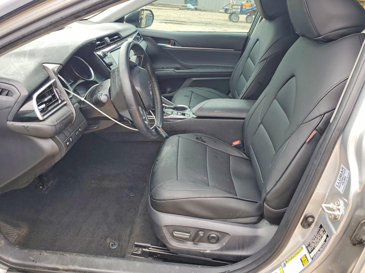 2018 TOYOTA CAMRY XSE photo 7