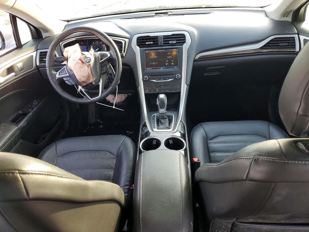 2013 FORD FUSION SE photo 8