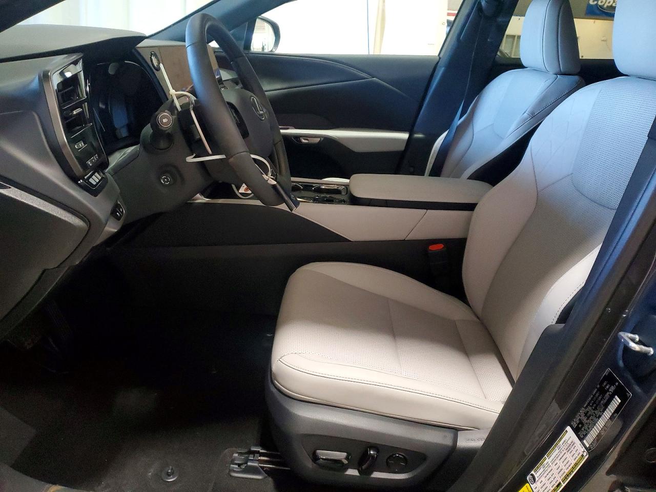 2025 LEXUS RX 350 BASE photo 13