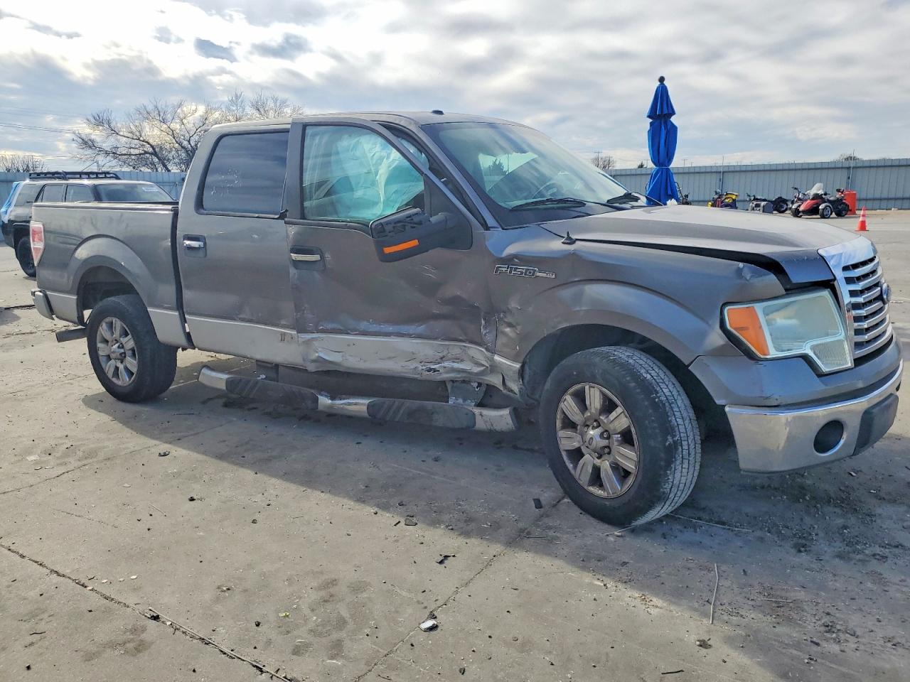 2010 FORD F150 SUPERCREW photo 4