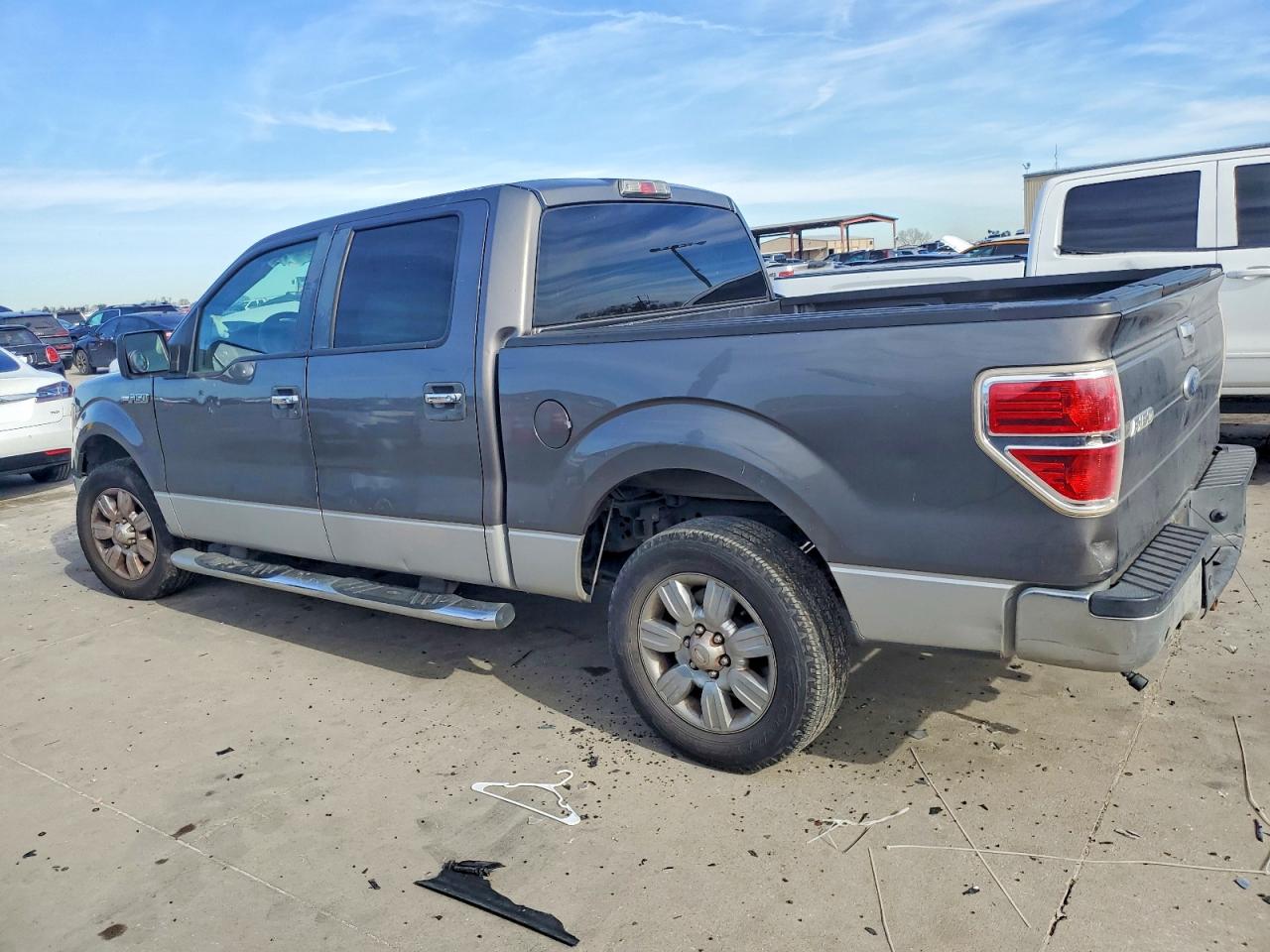 2010 FORD F150 SUPERCREW photo 2