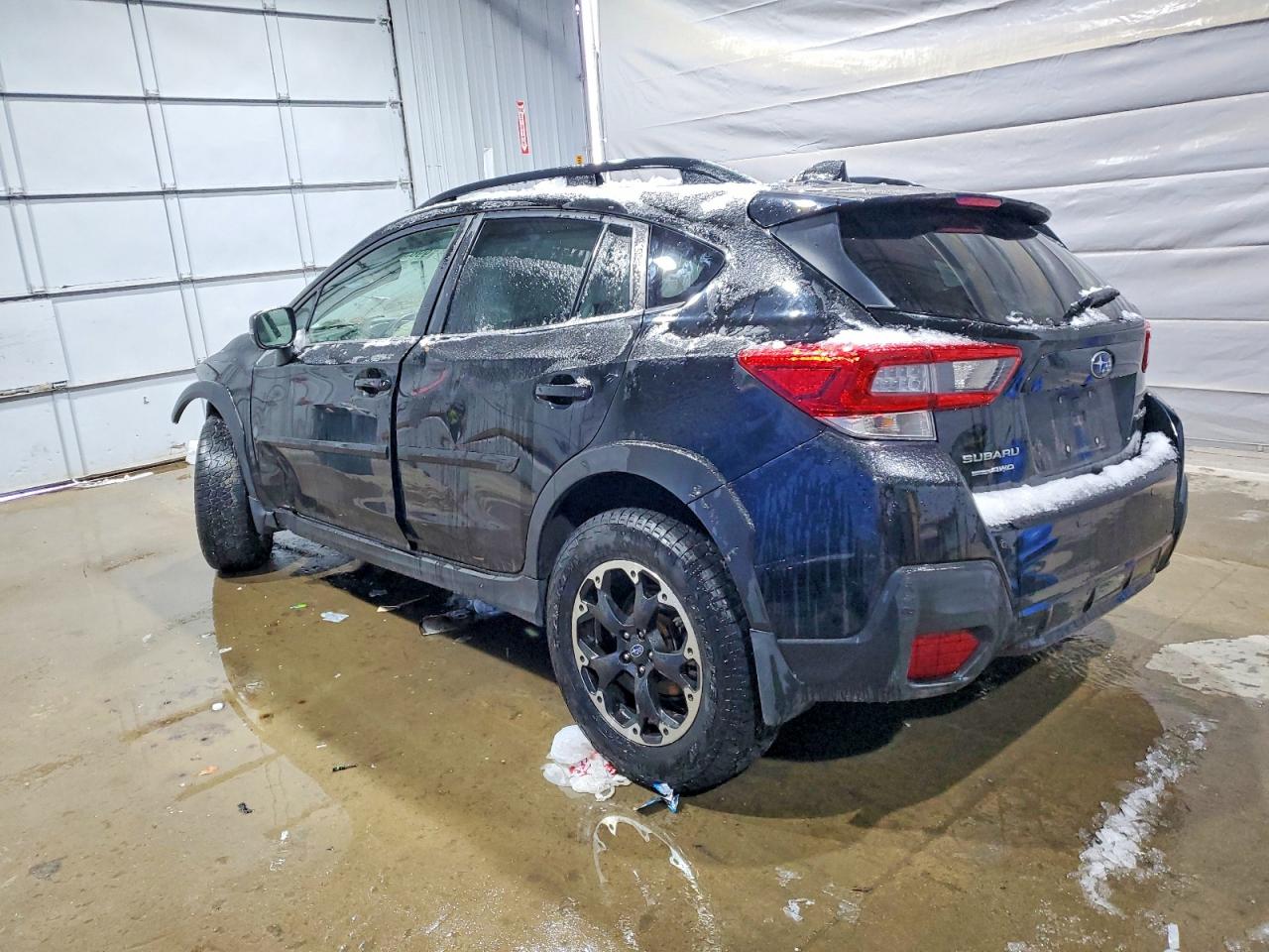 2021 SUBARU CROSSTREK LIMITED photo 2