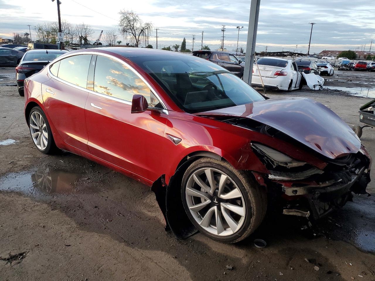 2018 TESLA MODEL 3 photo 4