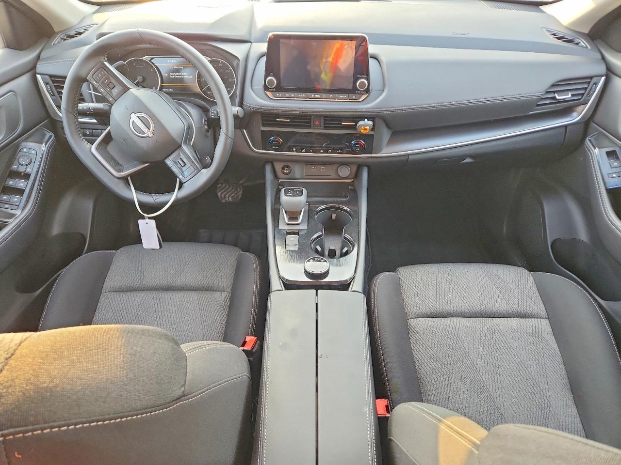 2025 NISSAN ROGUE SV photo 8