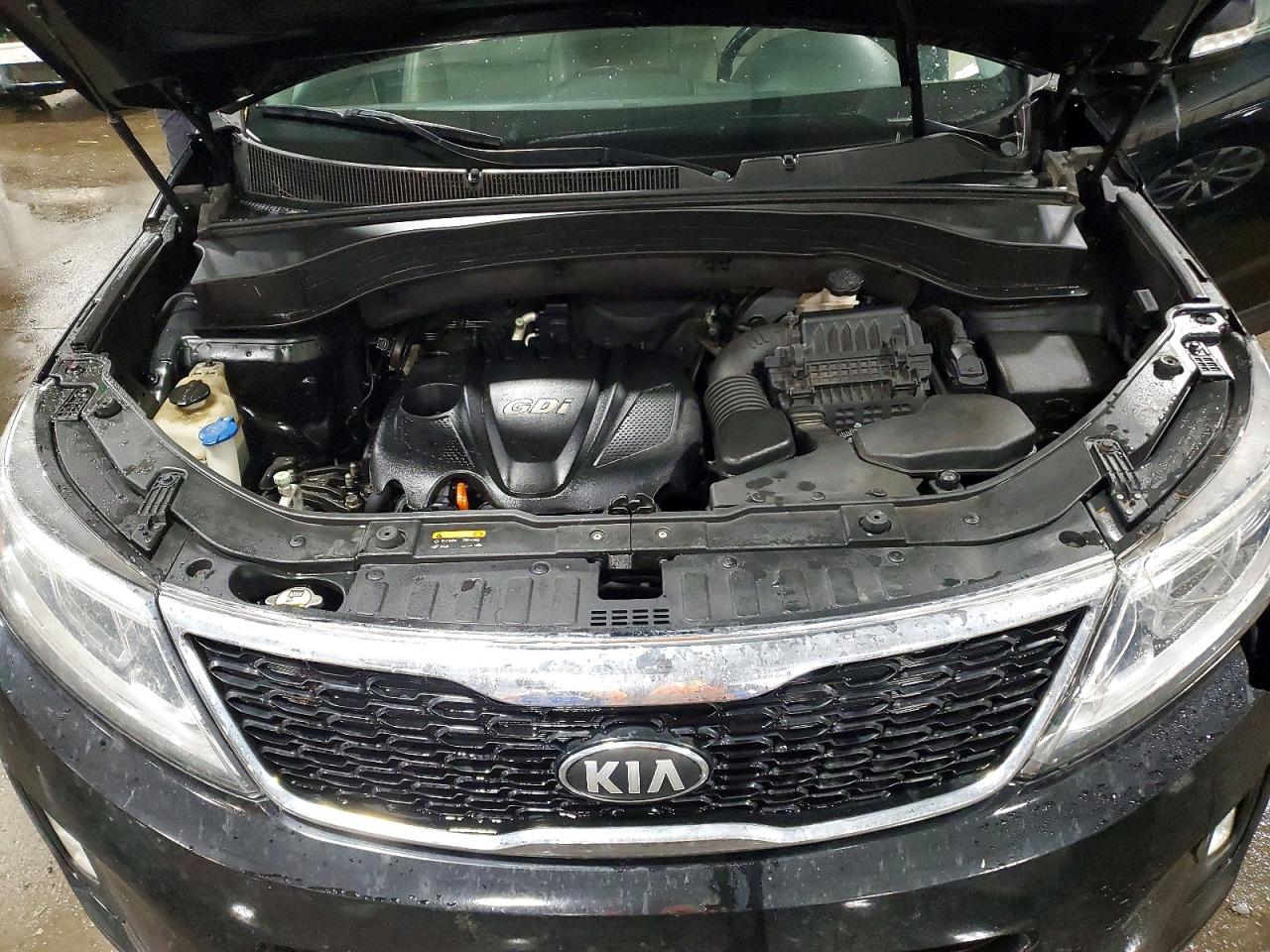 2014 KIA SORENTO LX photo 12