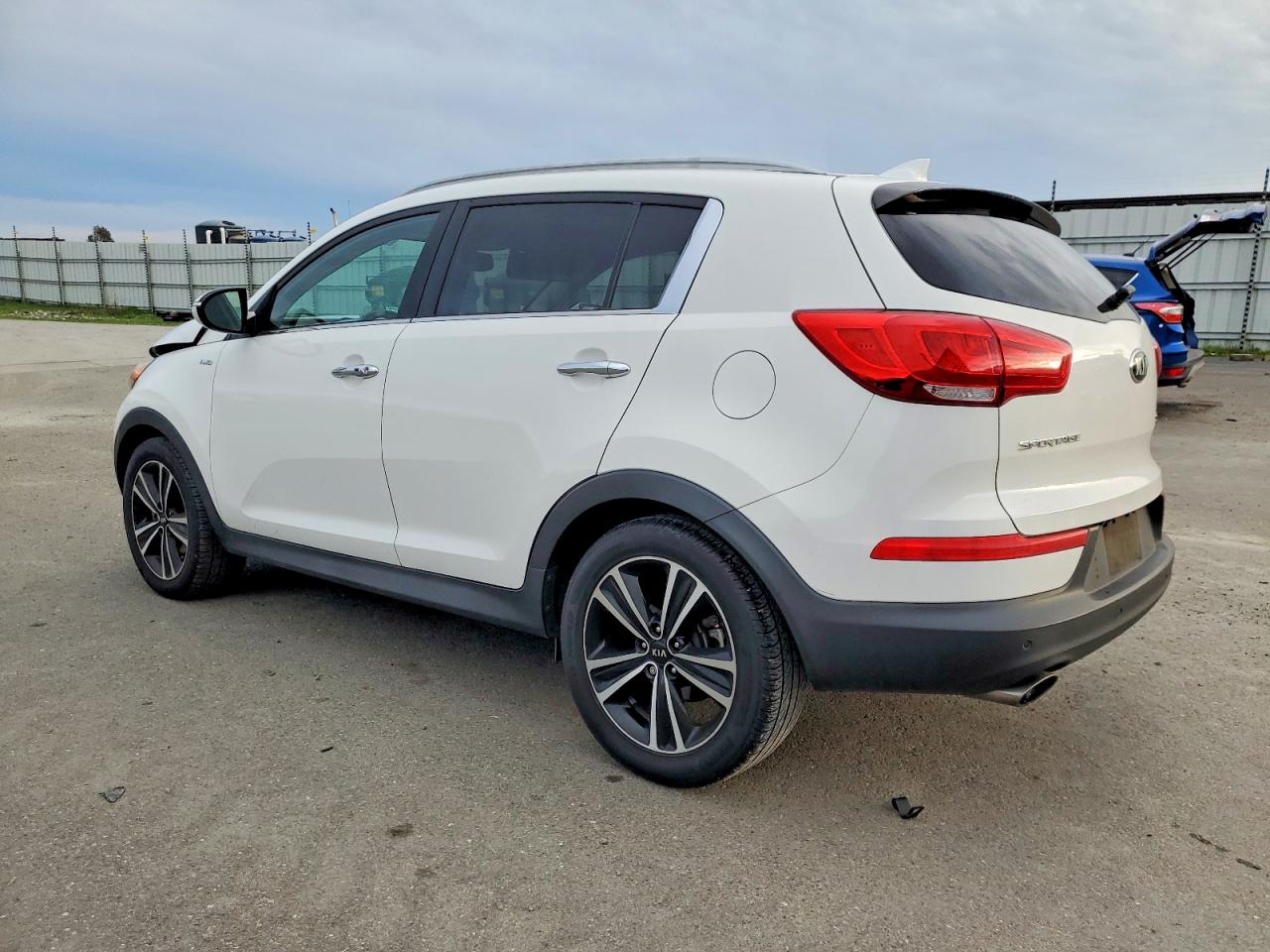 2016 KIA SPORTAGE EX photo 2