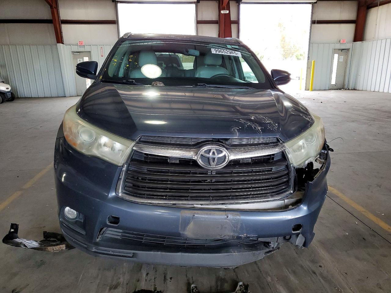 2014 TOYOTA HIGHLANDER XLE photo 5
