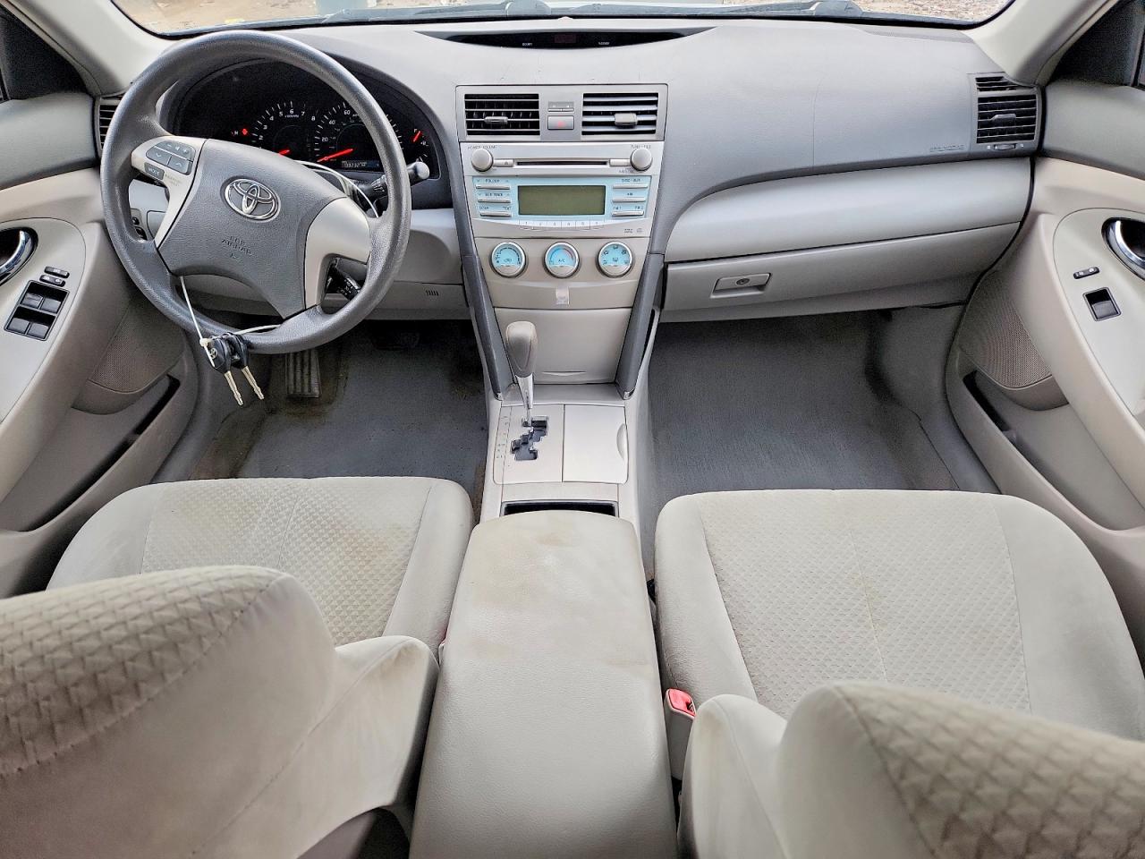 2009 TOYOTA CAMRY BASE photo 8