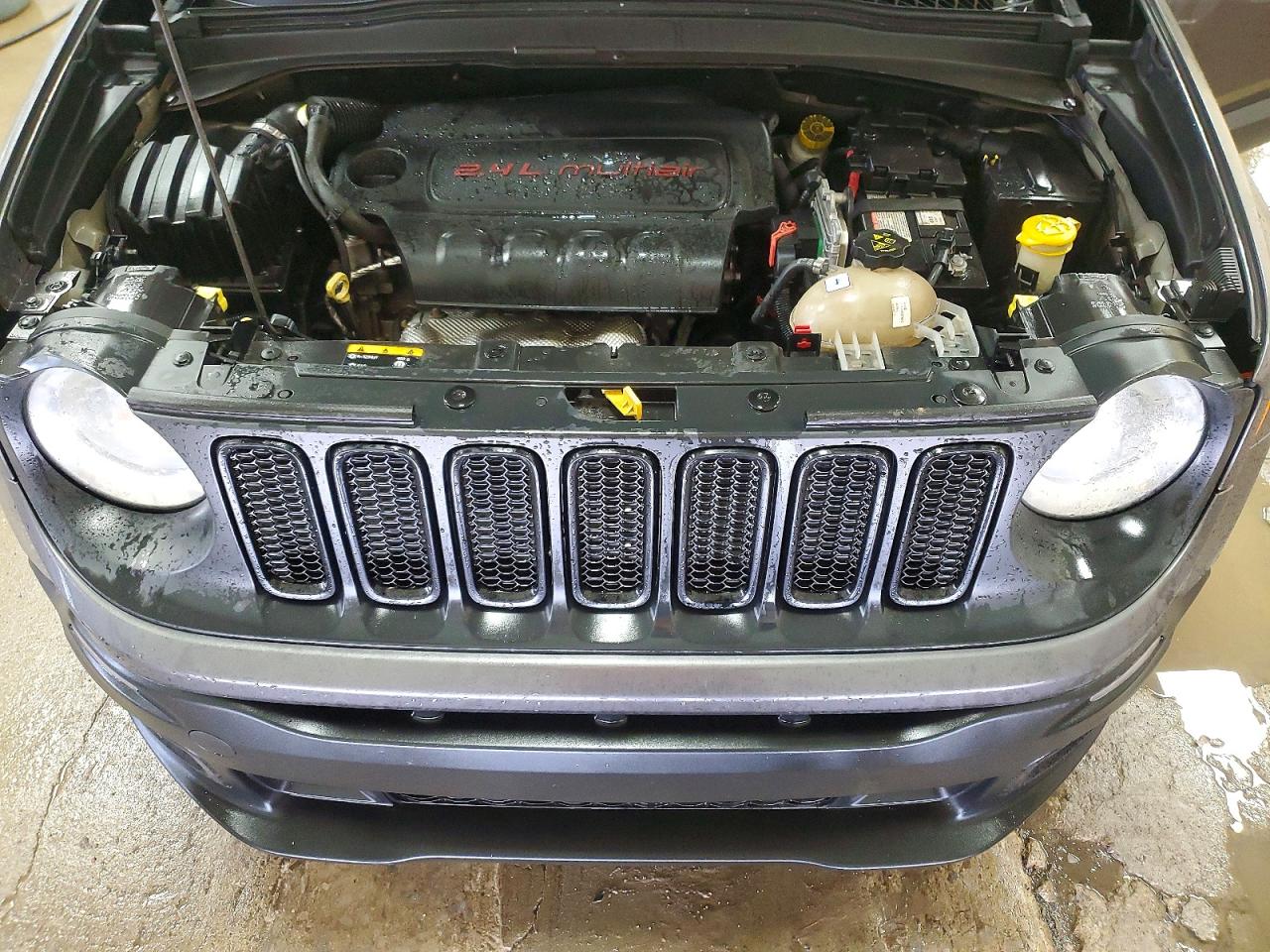 2017 JEEP RENEGADE LATITUDE photo 12