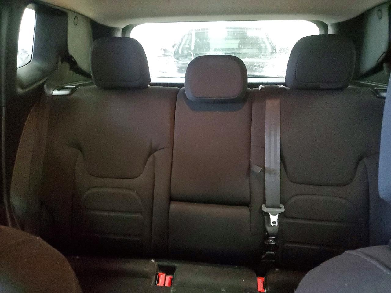 2017 JEEP RENEGADE LATITUDE photo 10