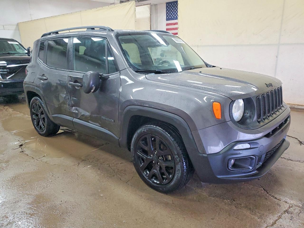 2017 JEEP RENEGADE LATITUDE photo 4