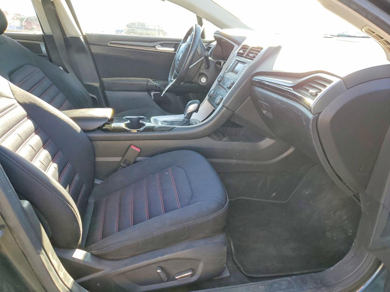 2015 FORD FUSION SE photo 7