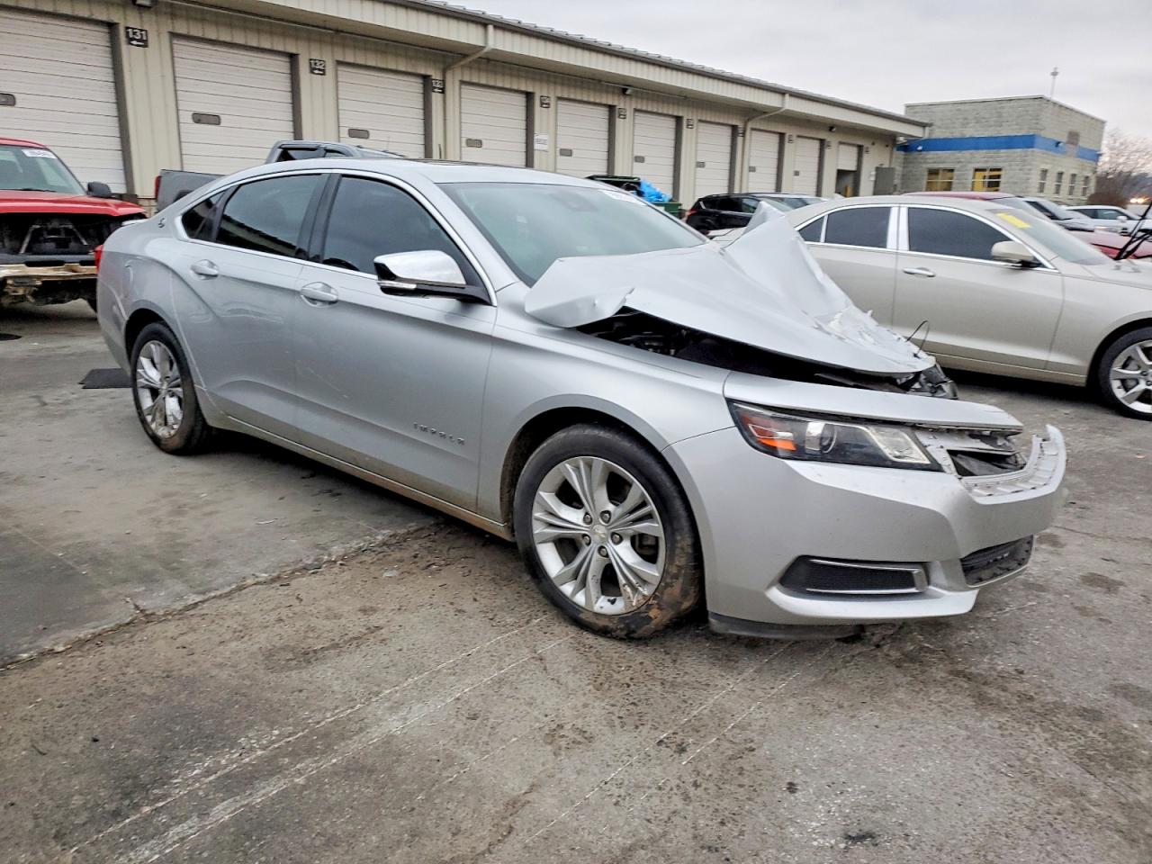 2015 CHEVROLET IMPALA LT photo 4