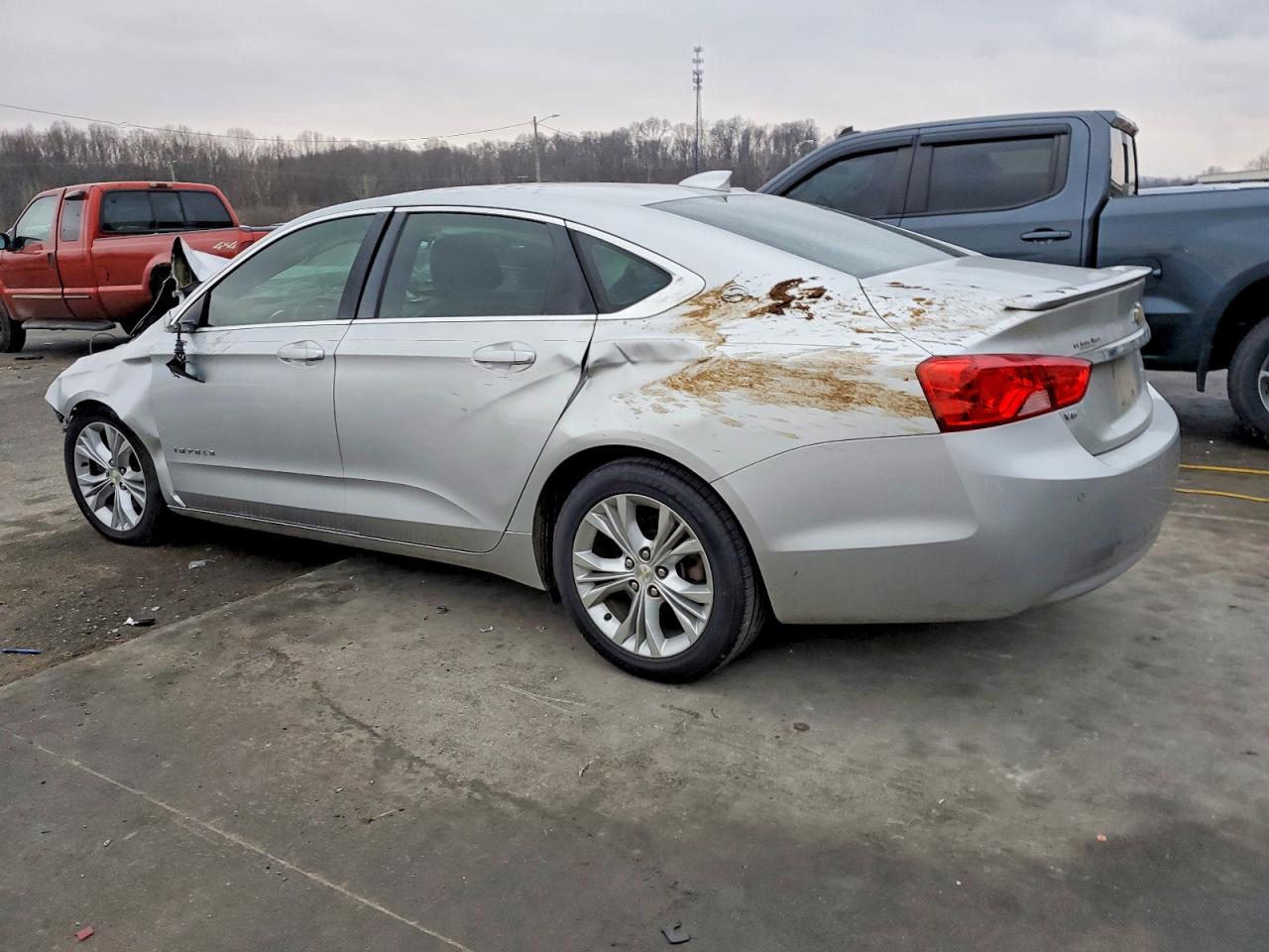 2015 CHEVROLET IMPALA LT photo 2