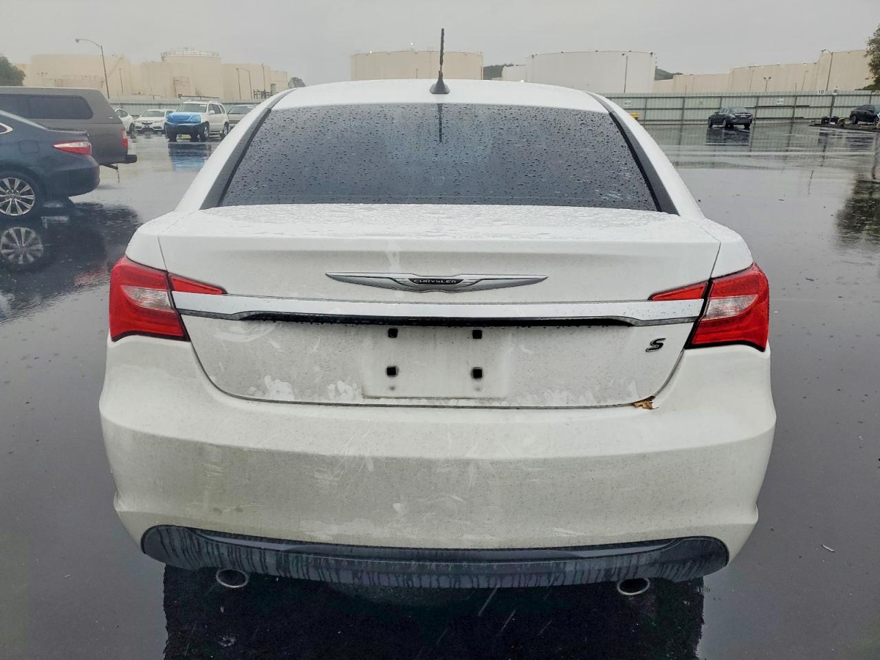 2013 CHRYSLER 200 LIMITED photo 6