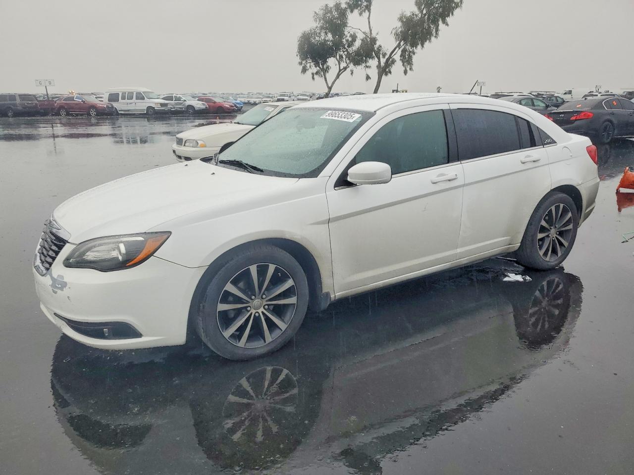 2013 CHRYSLER 200