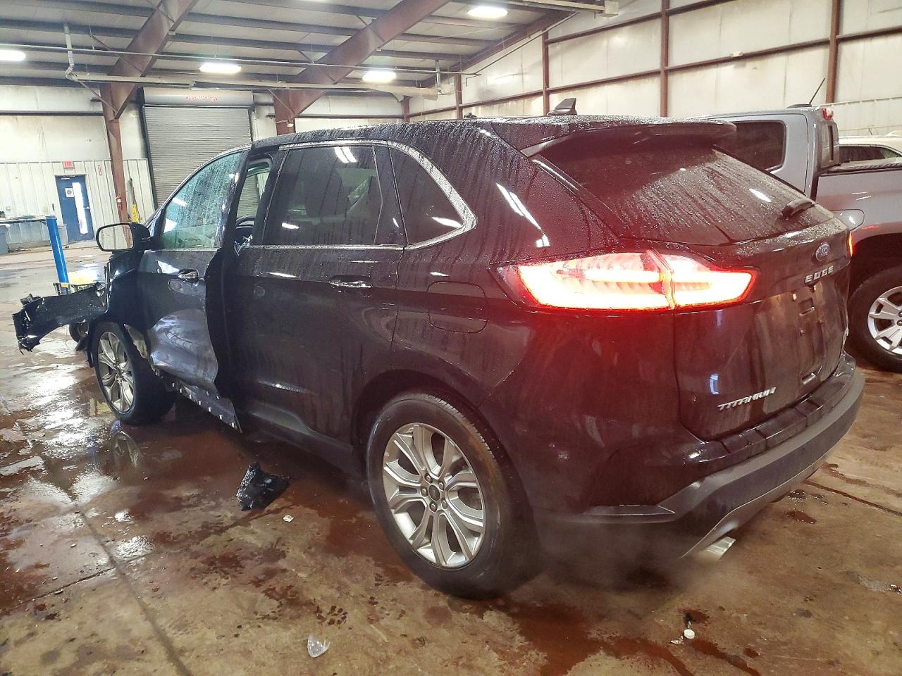 2024 FORD EDGE TITANIUM photo 3