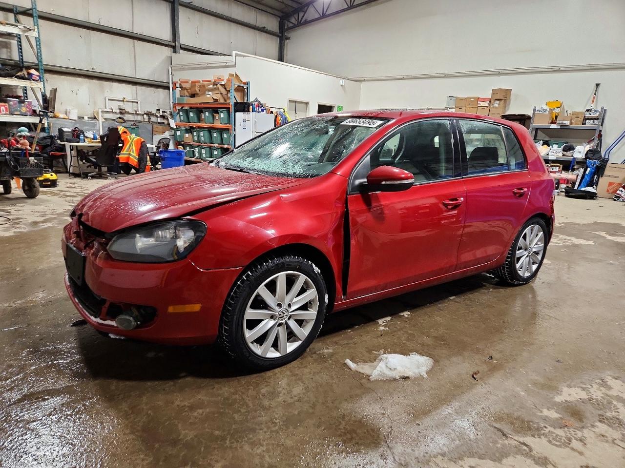 2011 VOLKSWAGEN GOLF