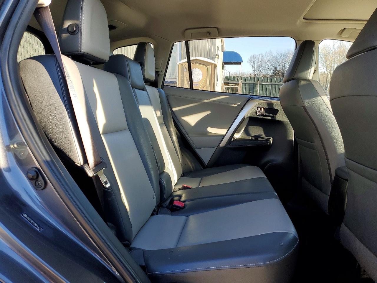 2013 TOYOTA RAV4 LIMITED photo 10