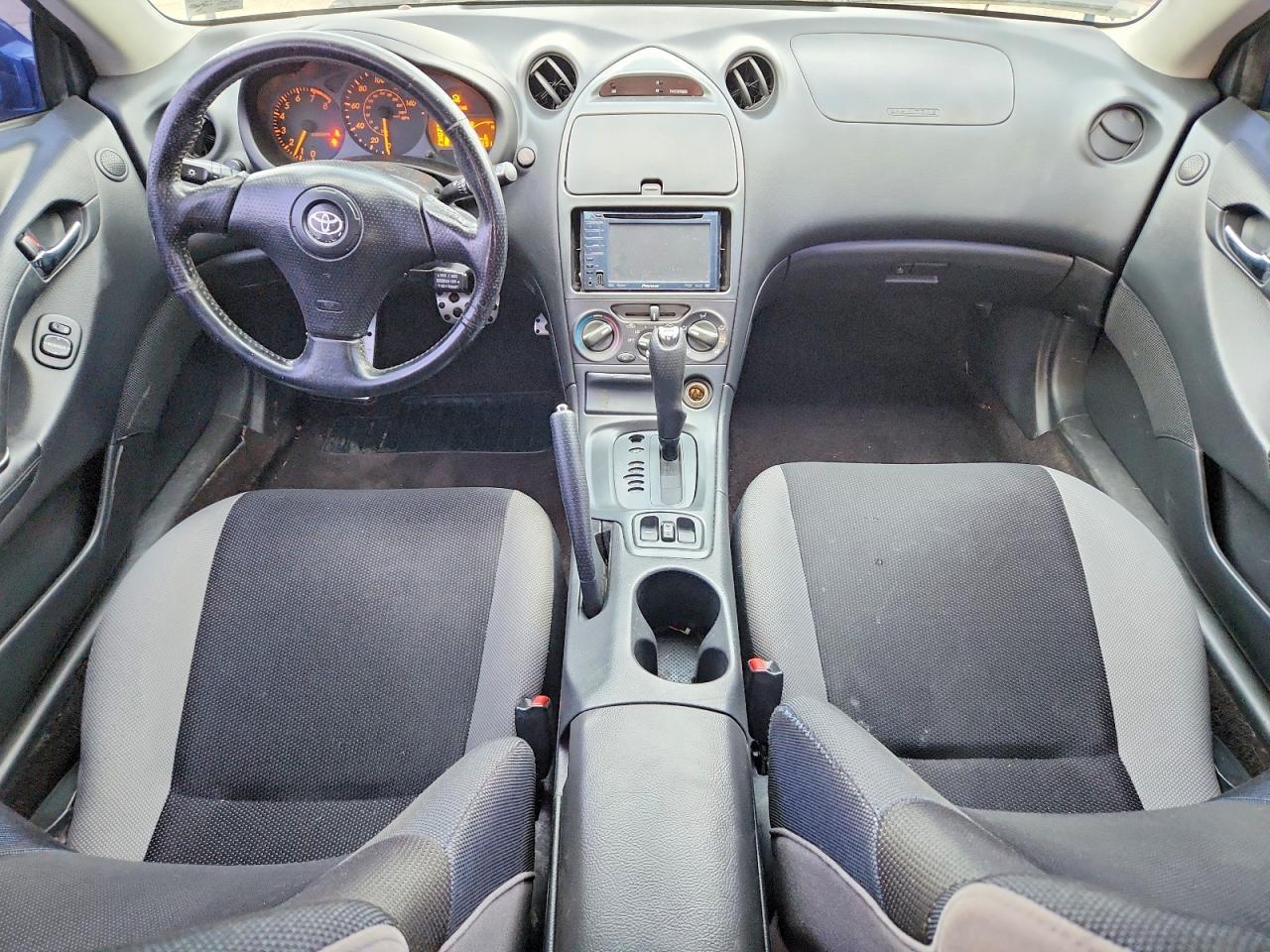2004 TOYOTA CELICA GT photo 15