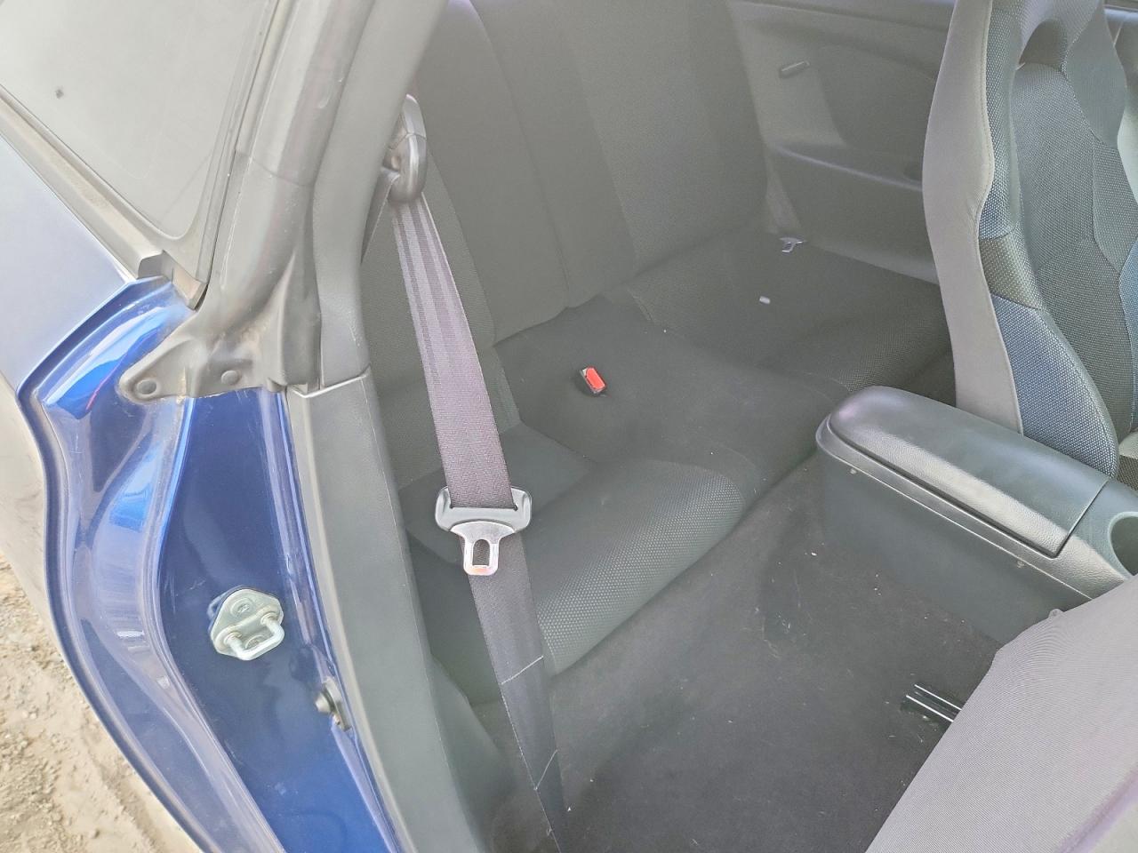 2004 TOYOTA CELICA GT photo 19