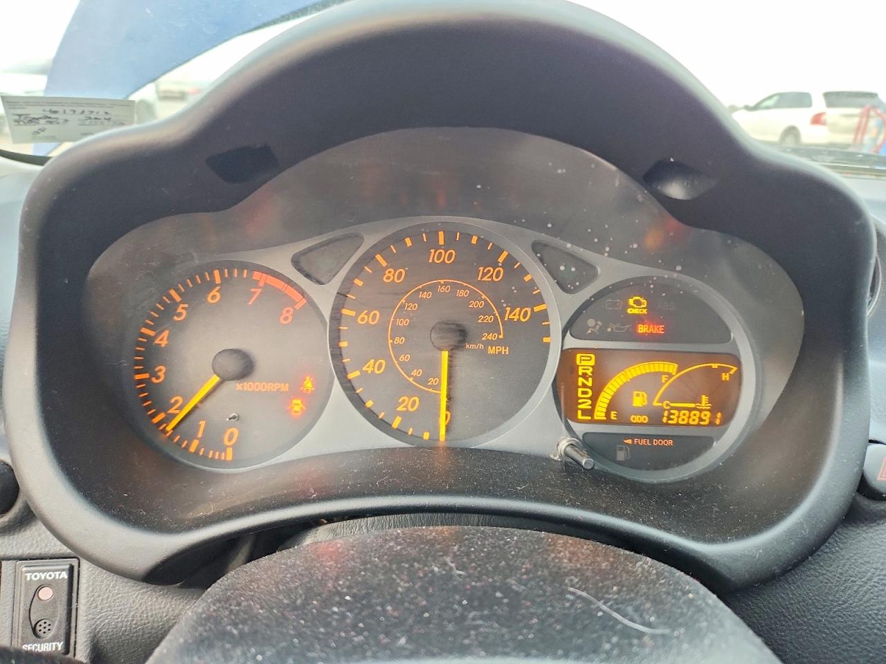 2004 TOYOTA CELICA GT photo 17