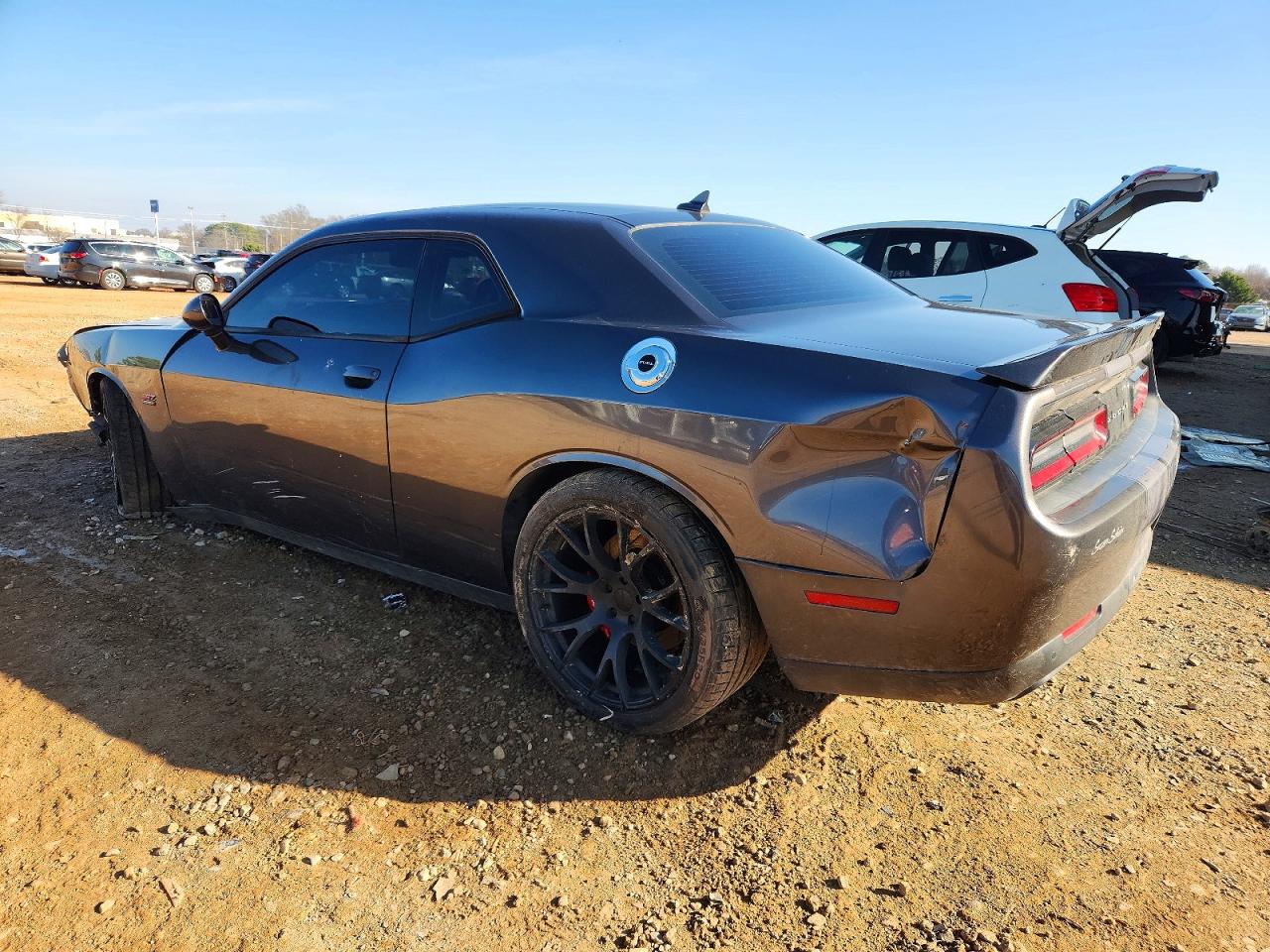 2016 DODGE CHALLENGER SRT 392 photo 2