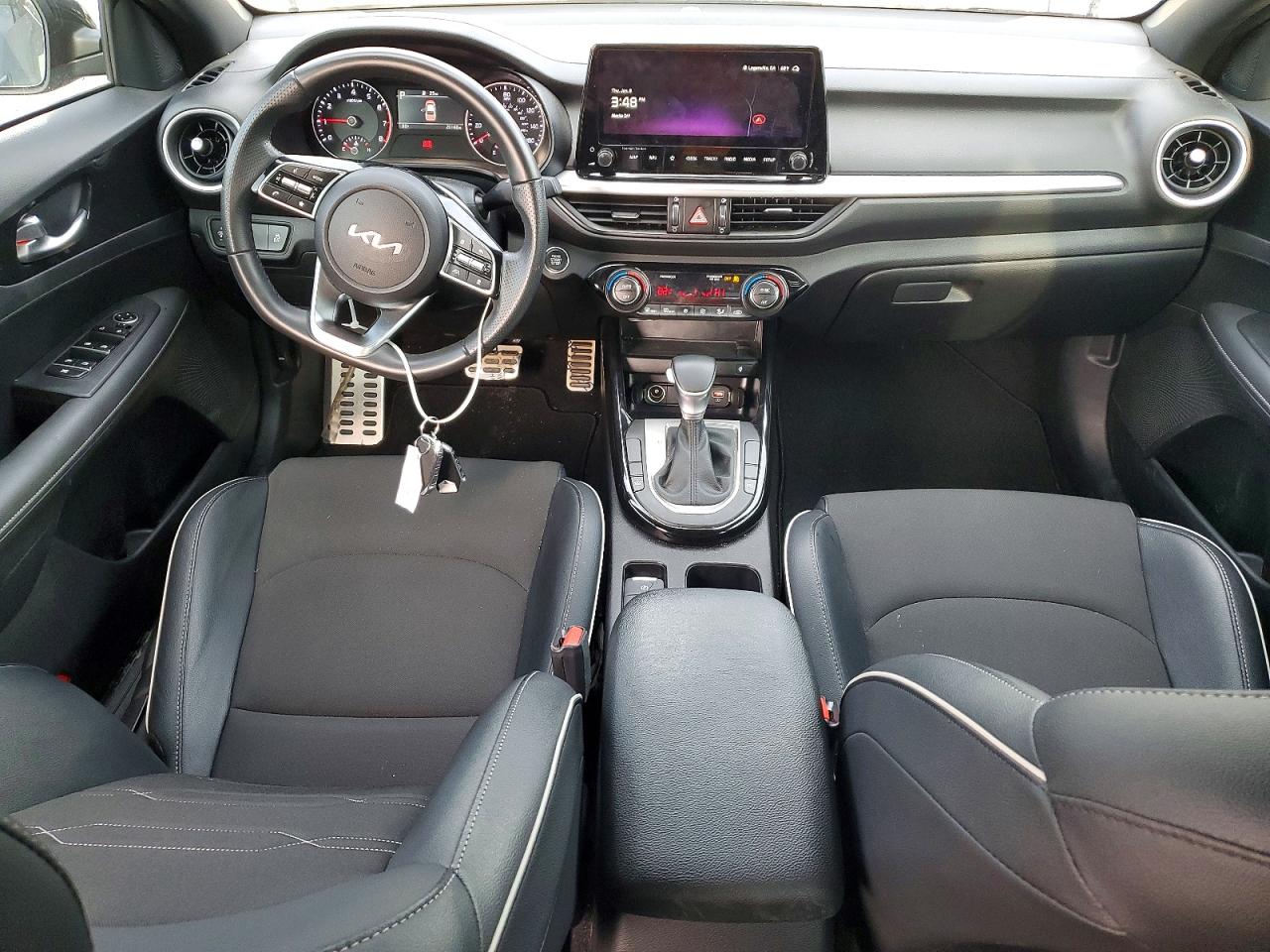 2024 KIA FORTE GT LINE photo 8