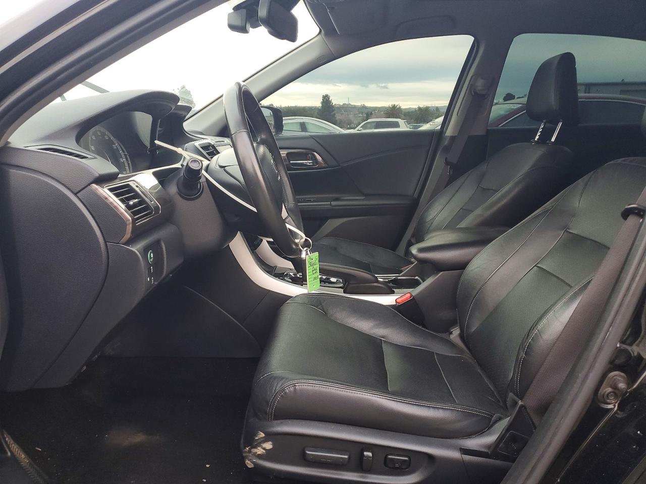 2016 HONDA ACCORD TOURING photo 13