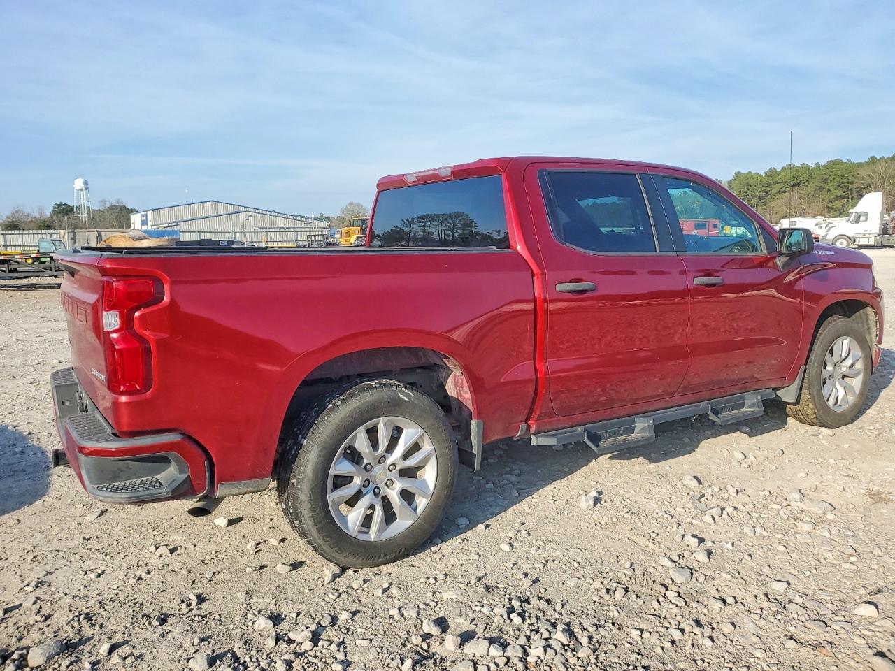 2021 CHEVROLET SILVERADO C1500 CUSTOM photo 3