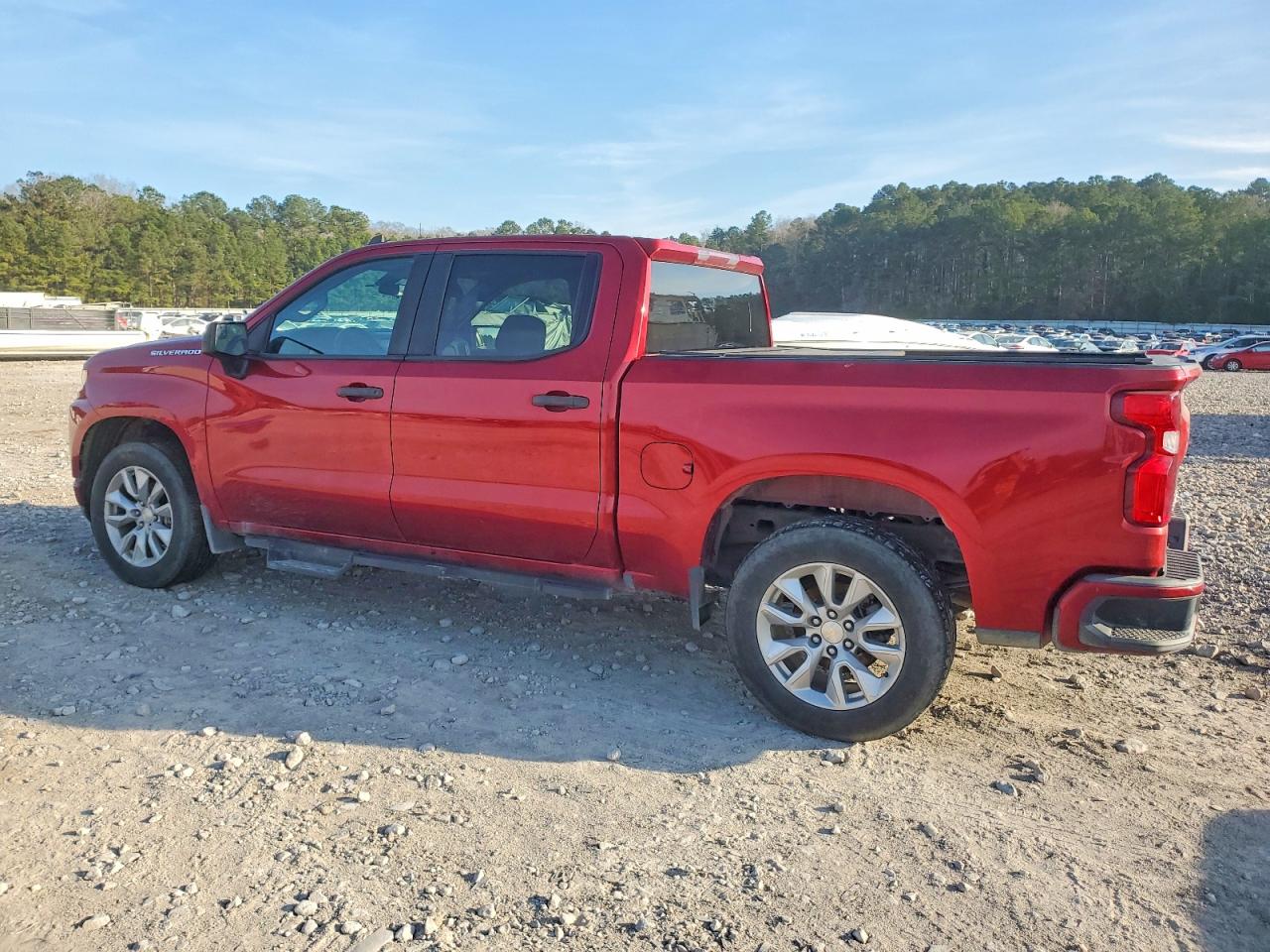 2021 CHEVROLET SILVERADO C1500 CUSTOM photo 2