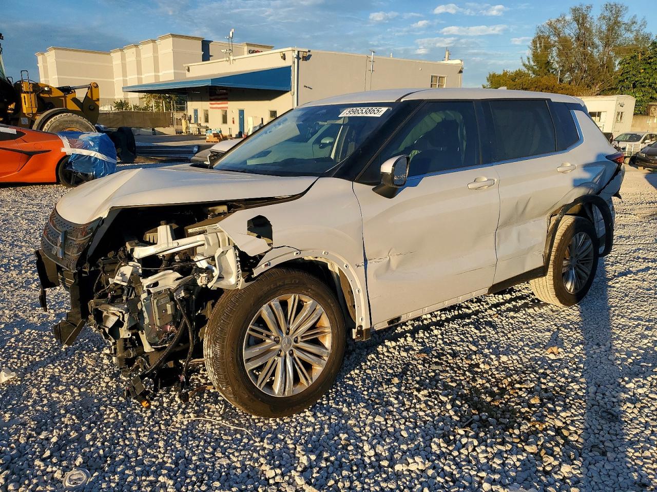 2024 MITSUBISHI OUTLANDER