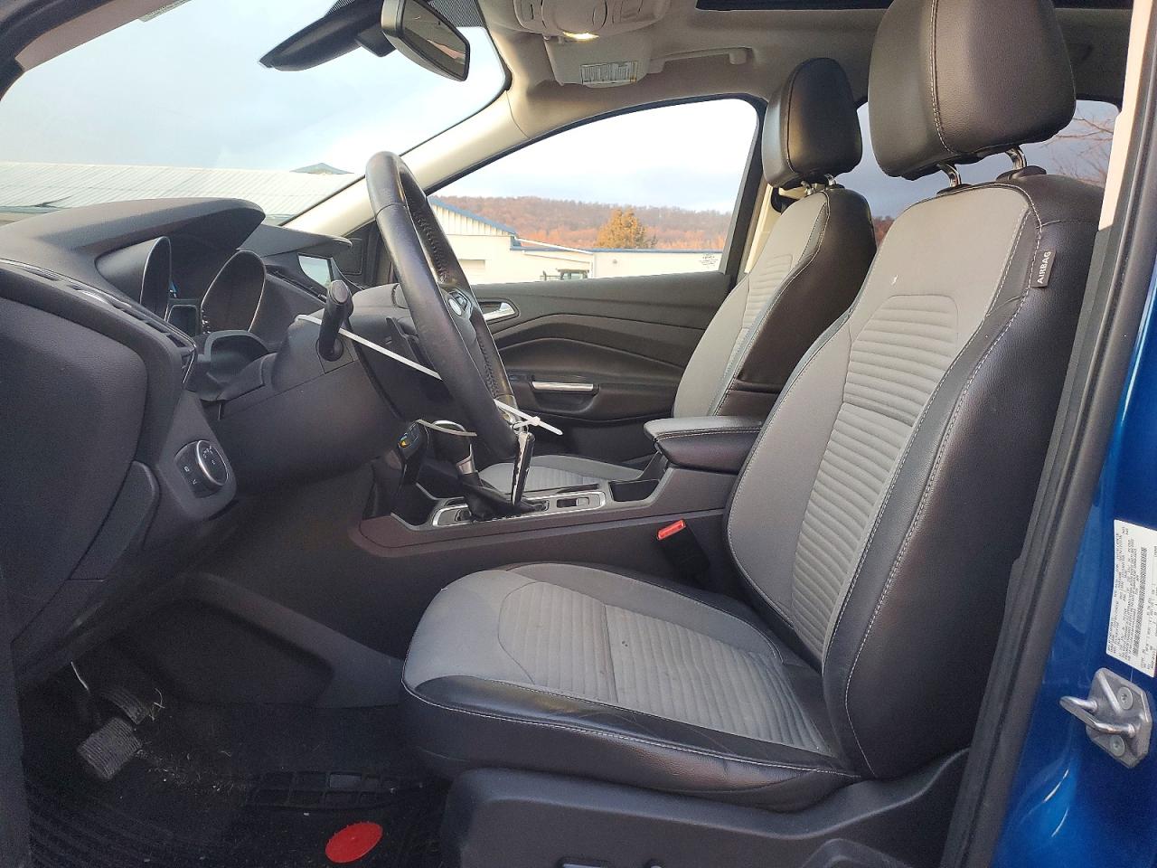 2017 FORD ESCAPE TITANIUM photo 7