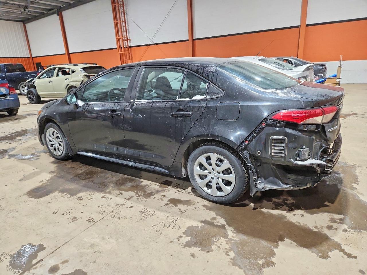 2020 TOYOTA COROLLA LE photo 2
