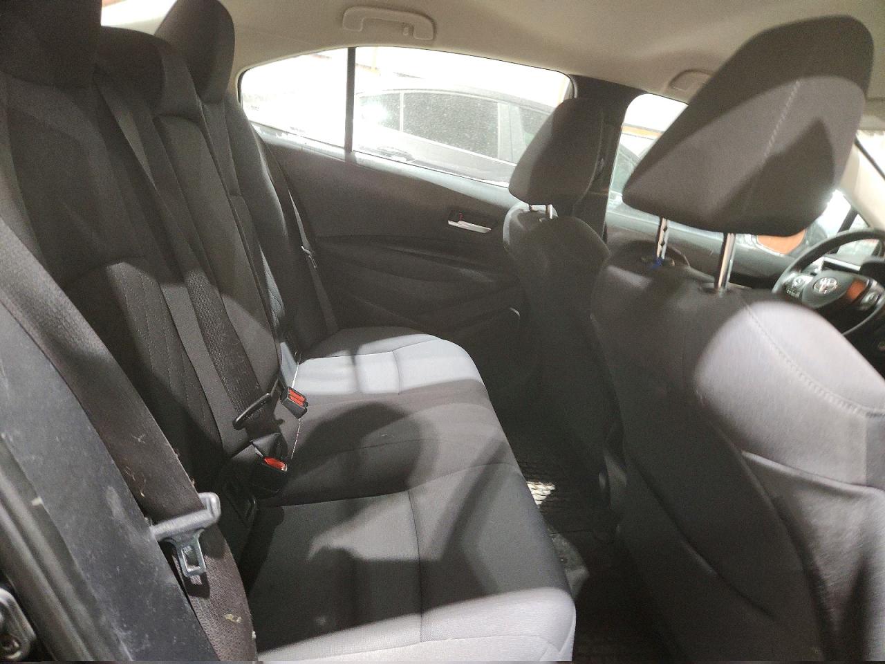 2020 TOYOTA COROLLA LE photo 10