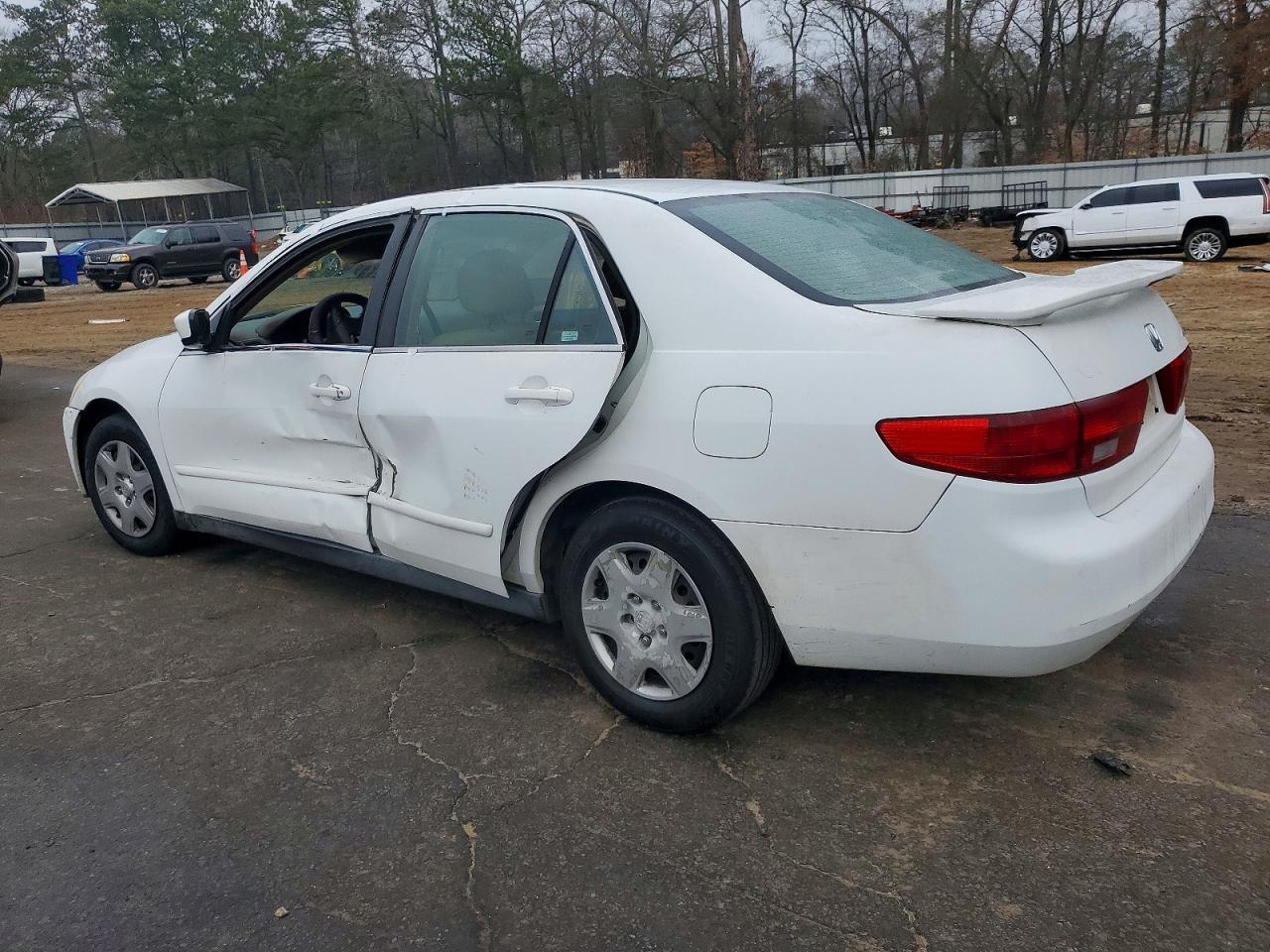 2005 HONDA ACCORD LX photo 2