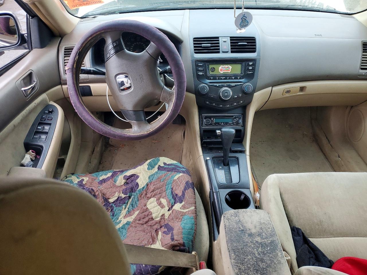 2005 HONDA ACCORD LX photo 8