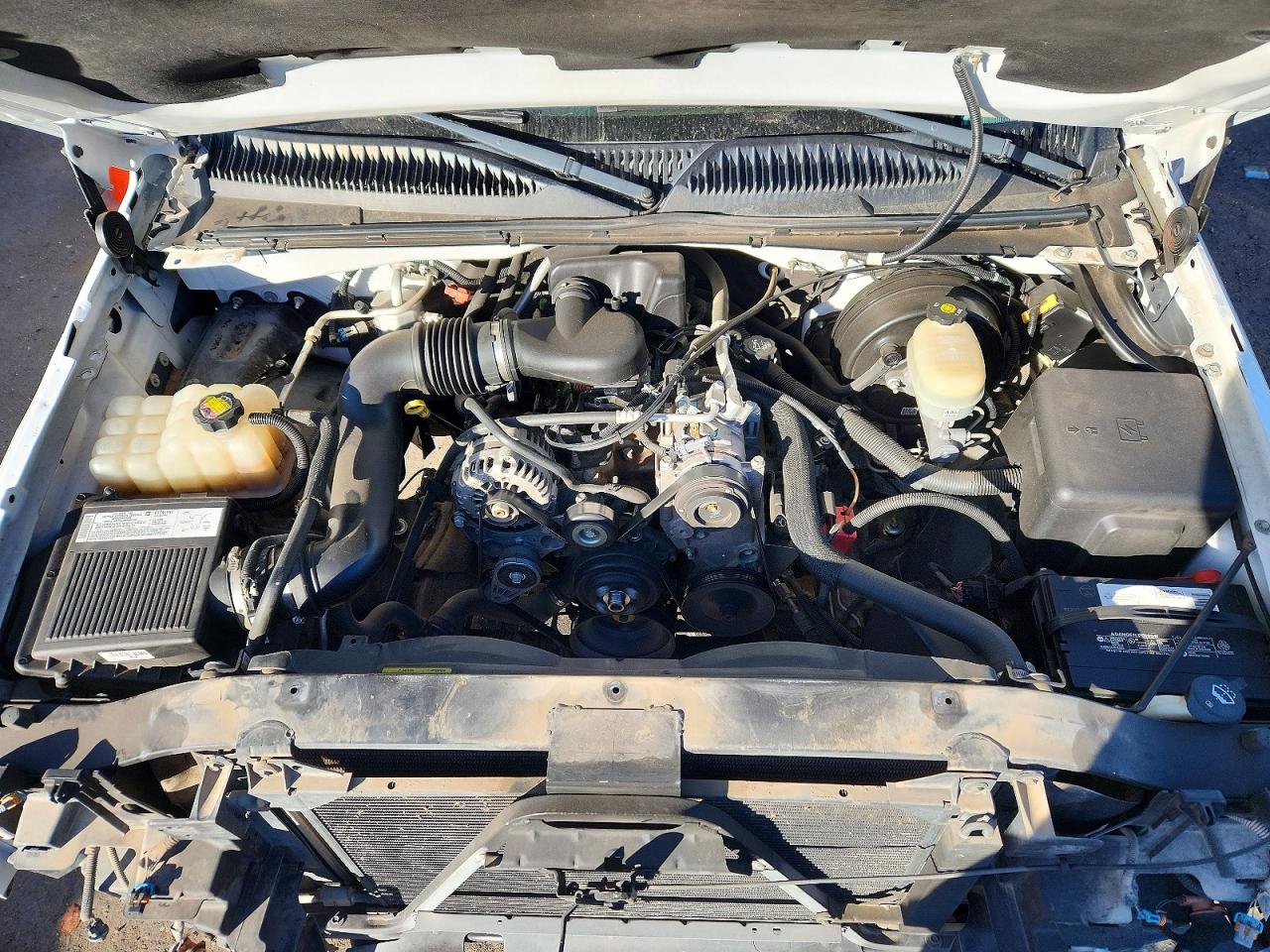 2005 CHEVROLET SILVERADO C1500 photo 11