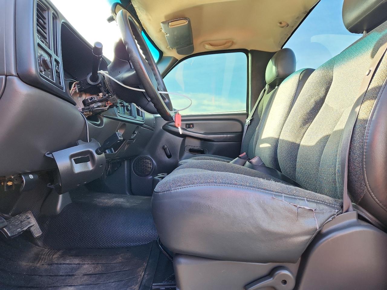 2005 CHEVROLET SILVERADO C1500 photo 7