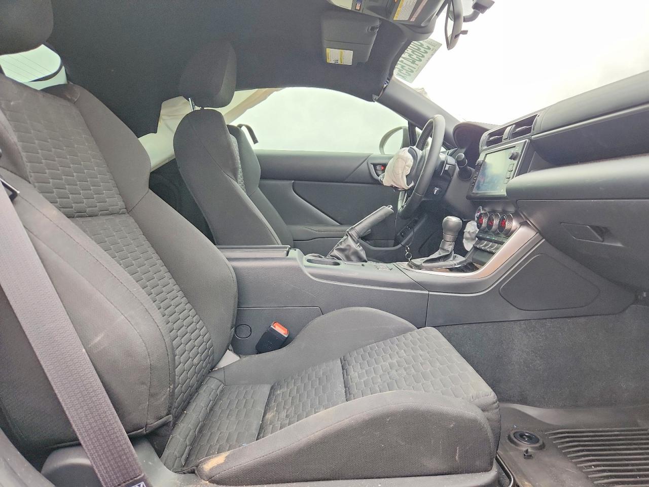 2025 TOYOTA GR 86 photo 10