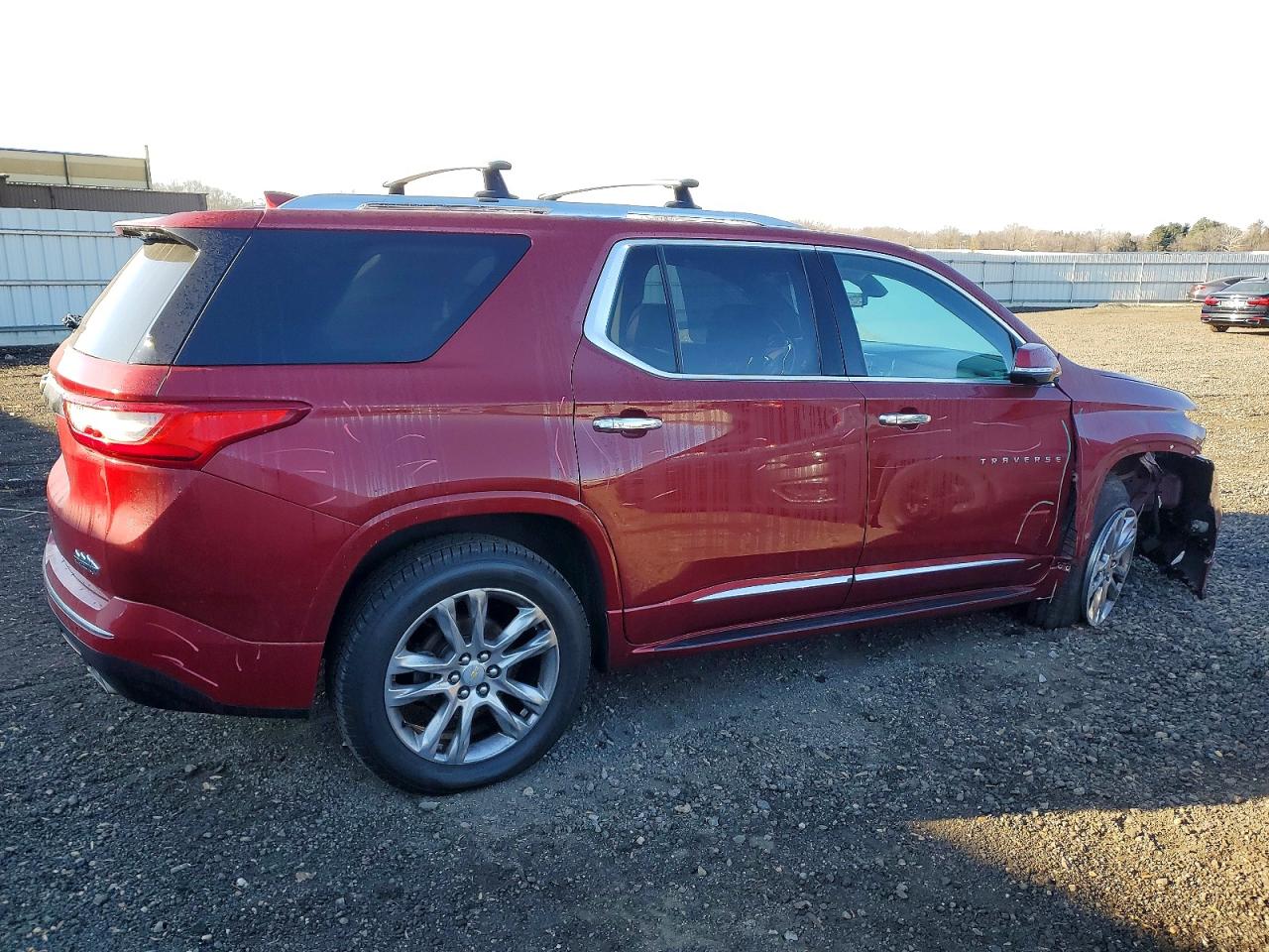 2019 CHEVROLET TRAVERSE HIGH COUNTRY photo 3