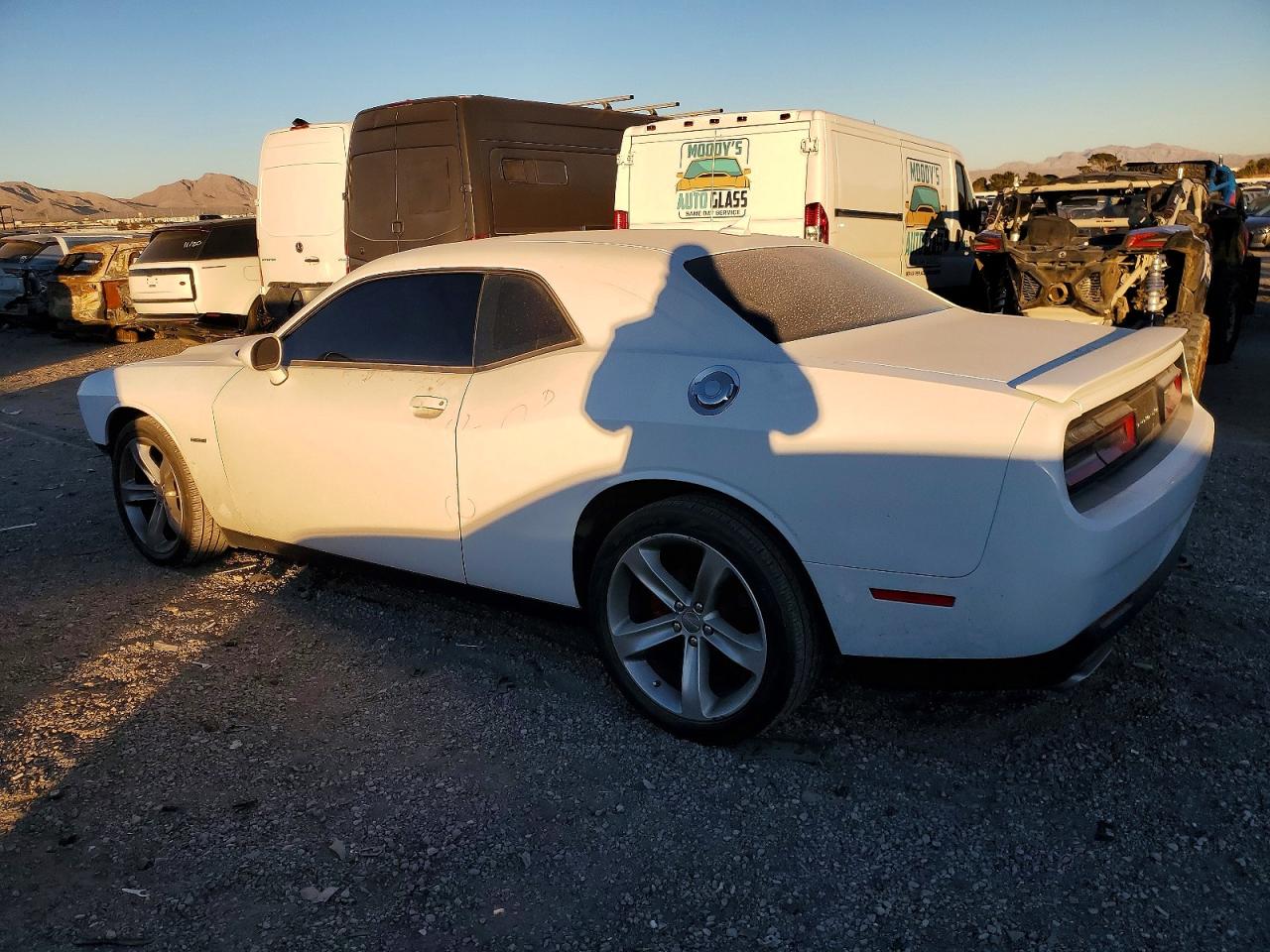 2016 DODGE CHALLENGER R/T photo 2